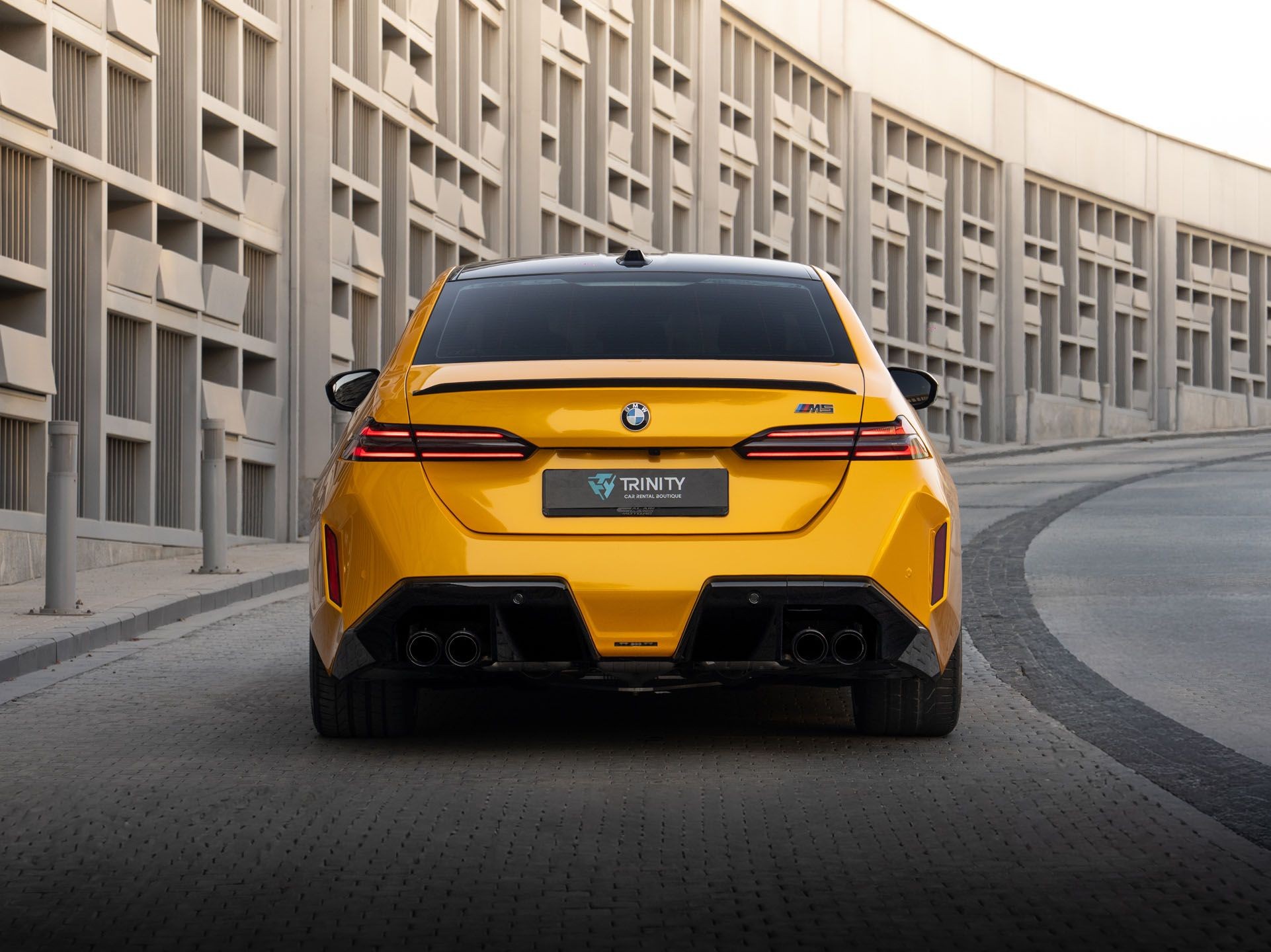 BMW M5 G90