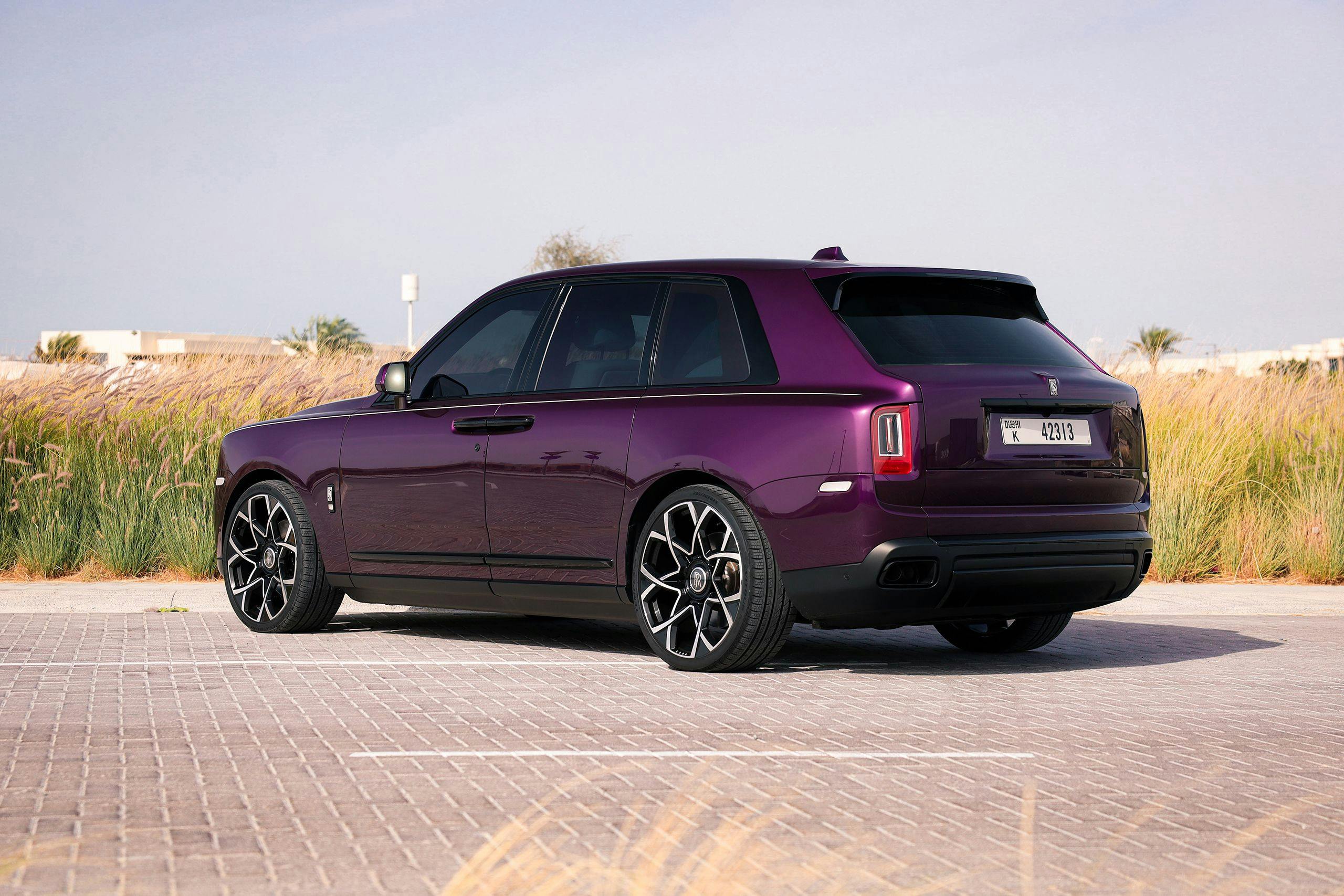 Rolls-Royce Cullinan Violet