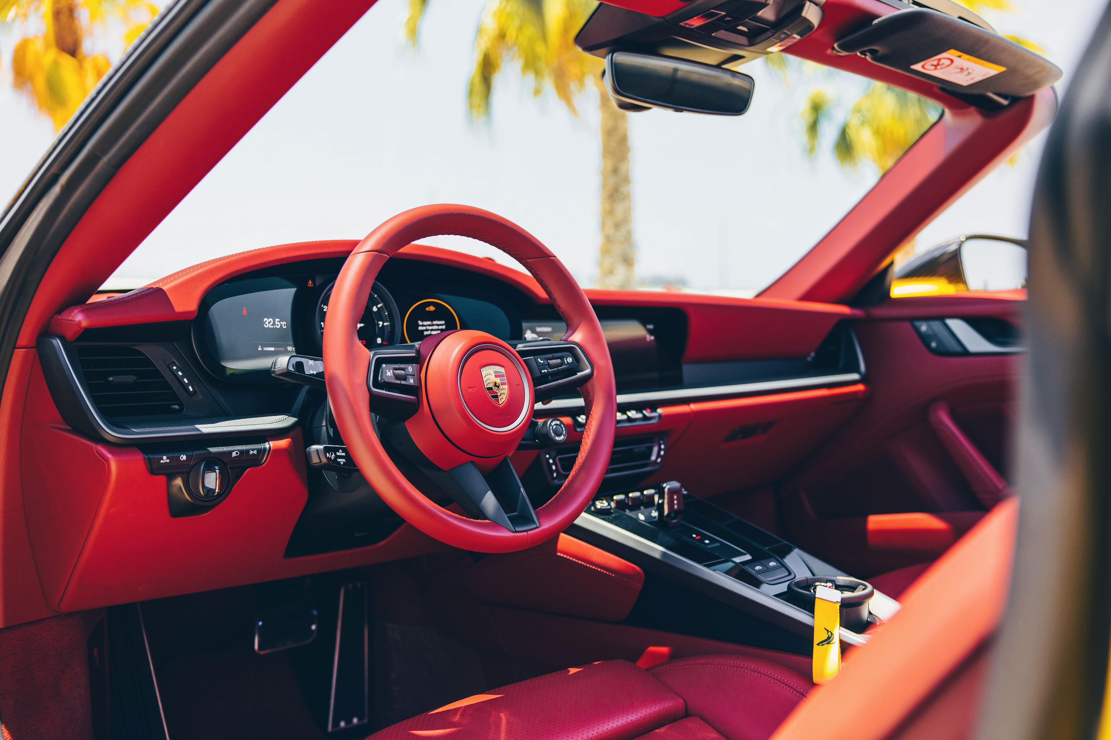 Porsche 911 Targa Topcar Stinger