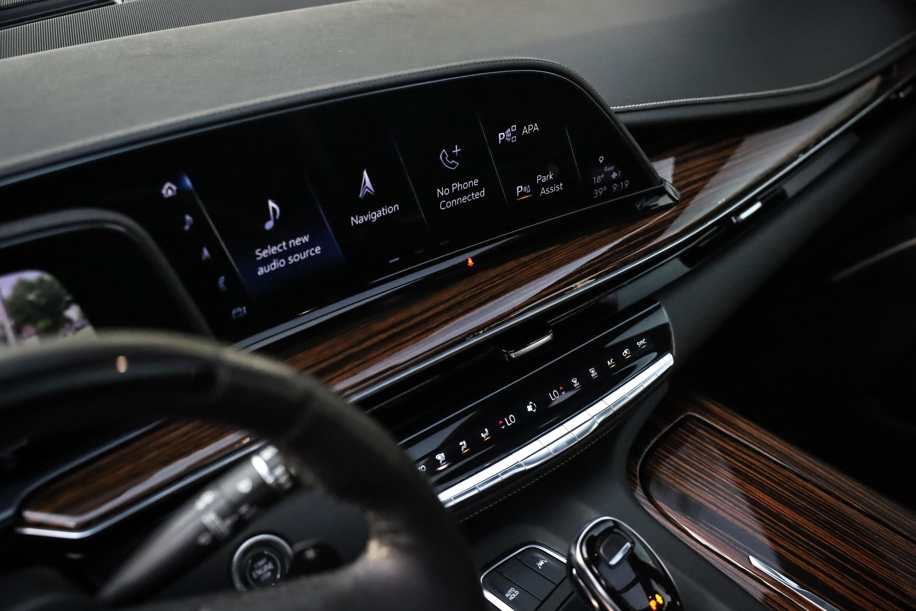 Cadillac Escalade Luxury