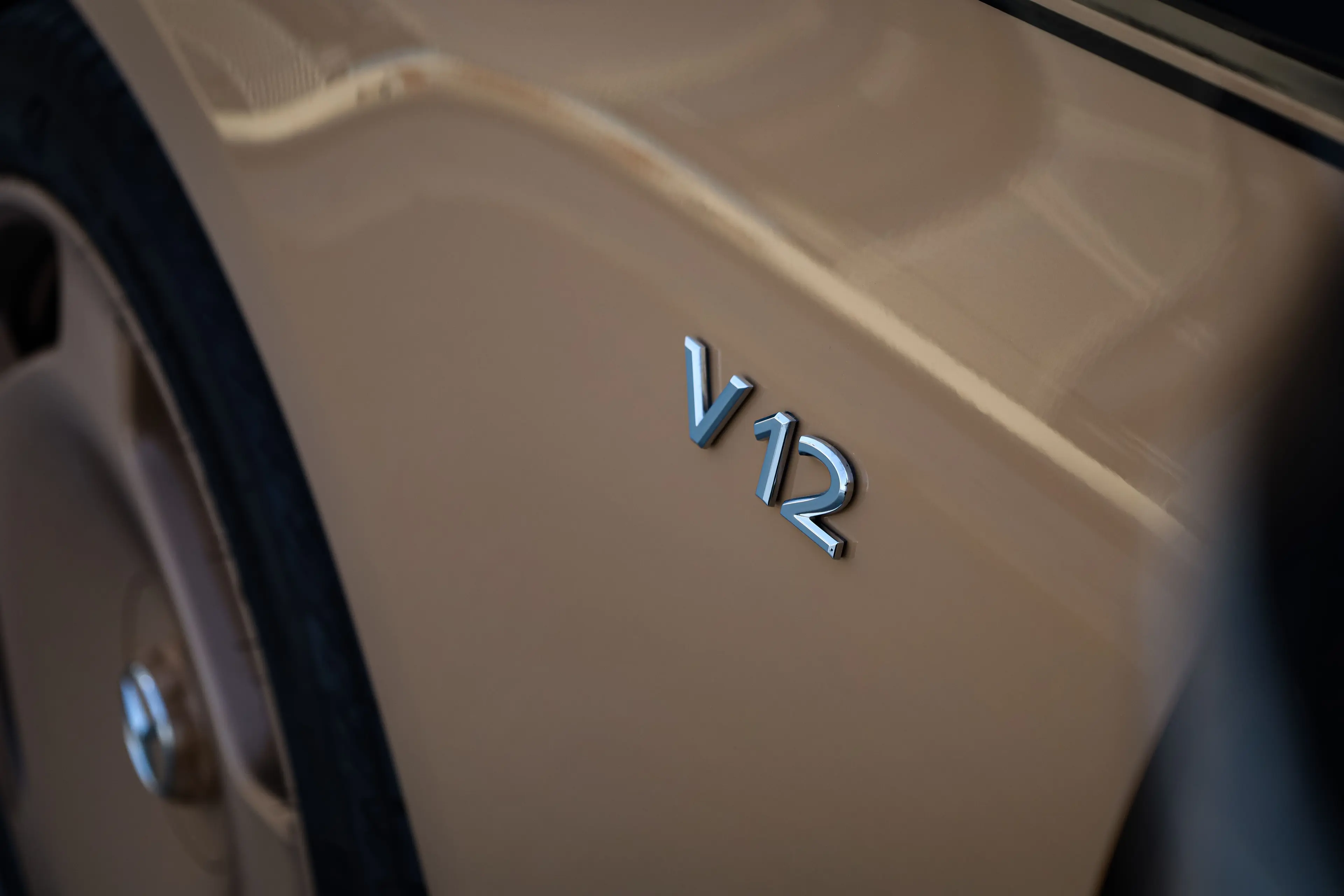 Mercedes-Maybach S680 Virgil Abloh 1/150