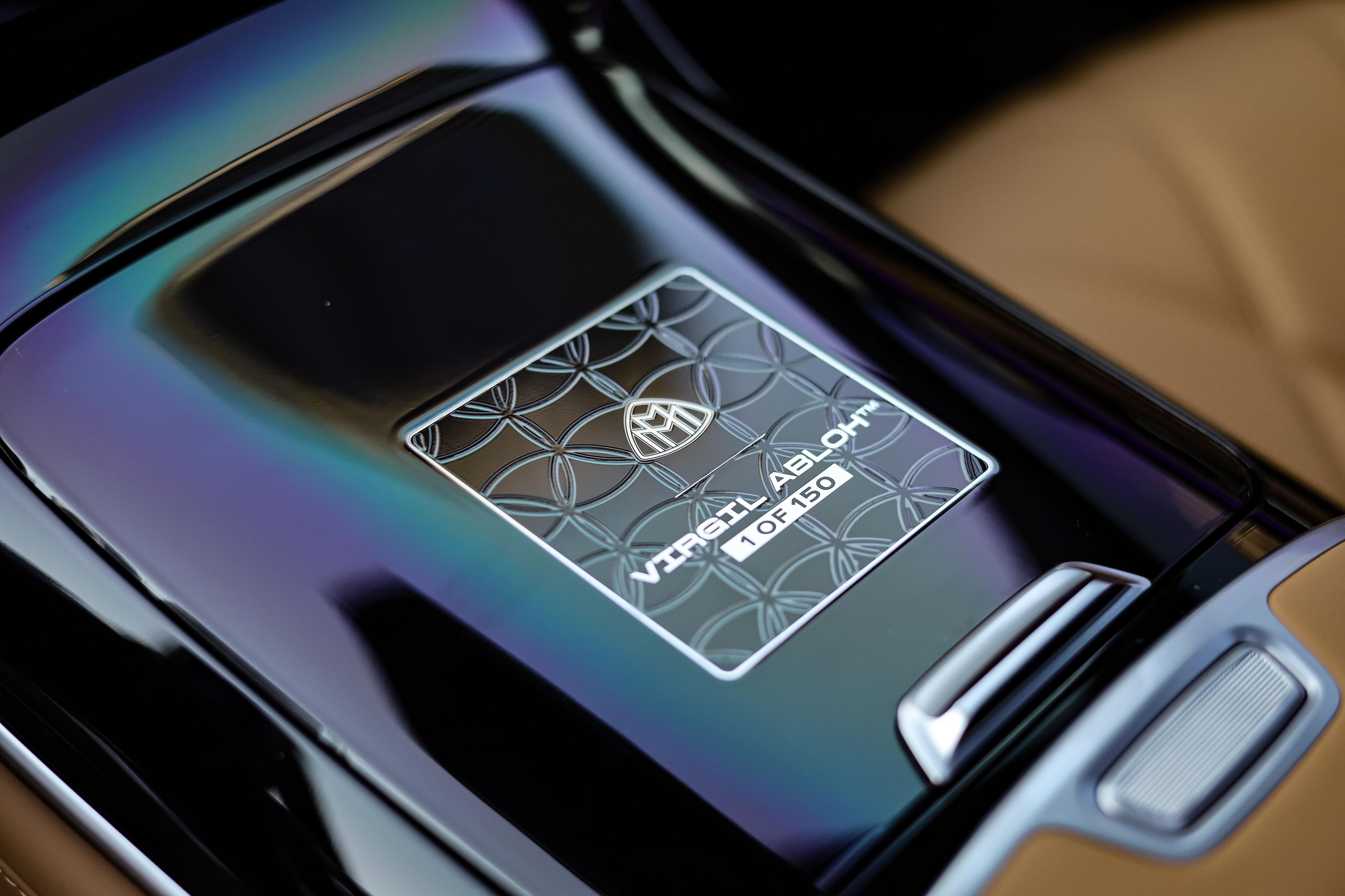 Mercedes-Maybach S680 Virgil Abloh 1/150