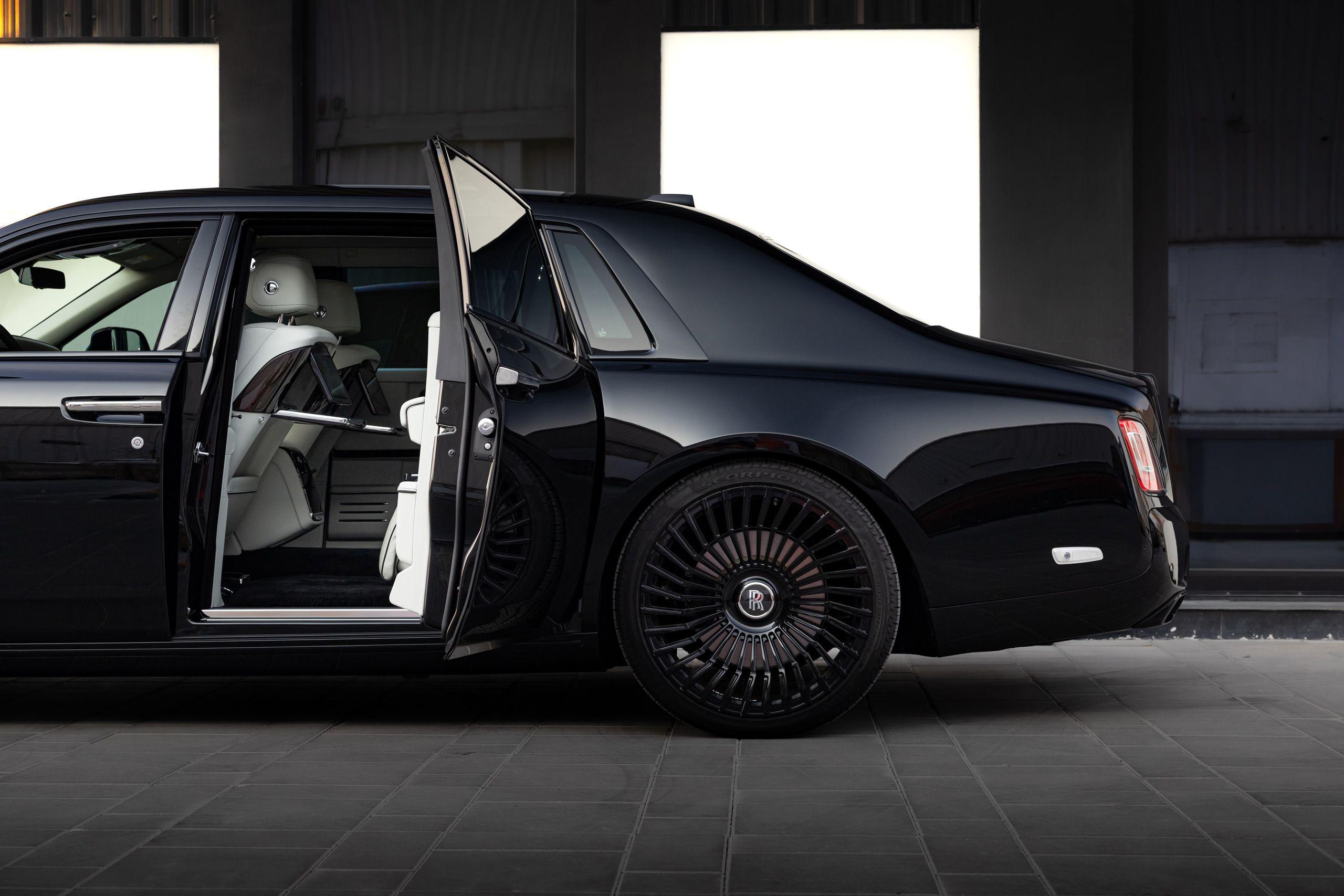 Rolls-Royce Phantom