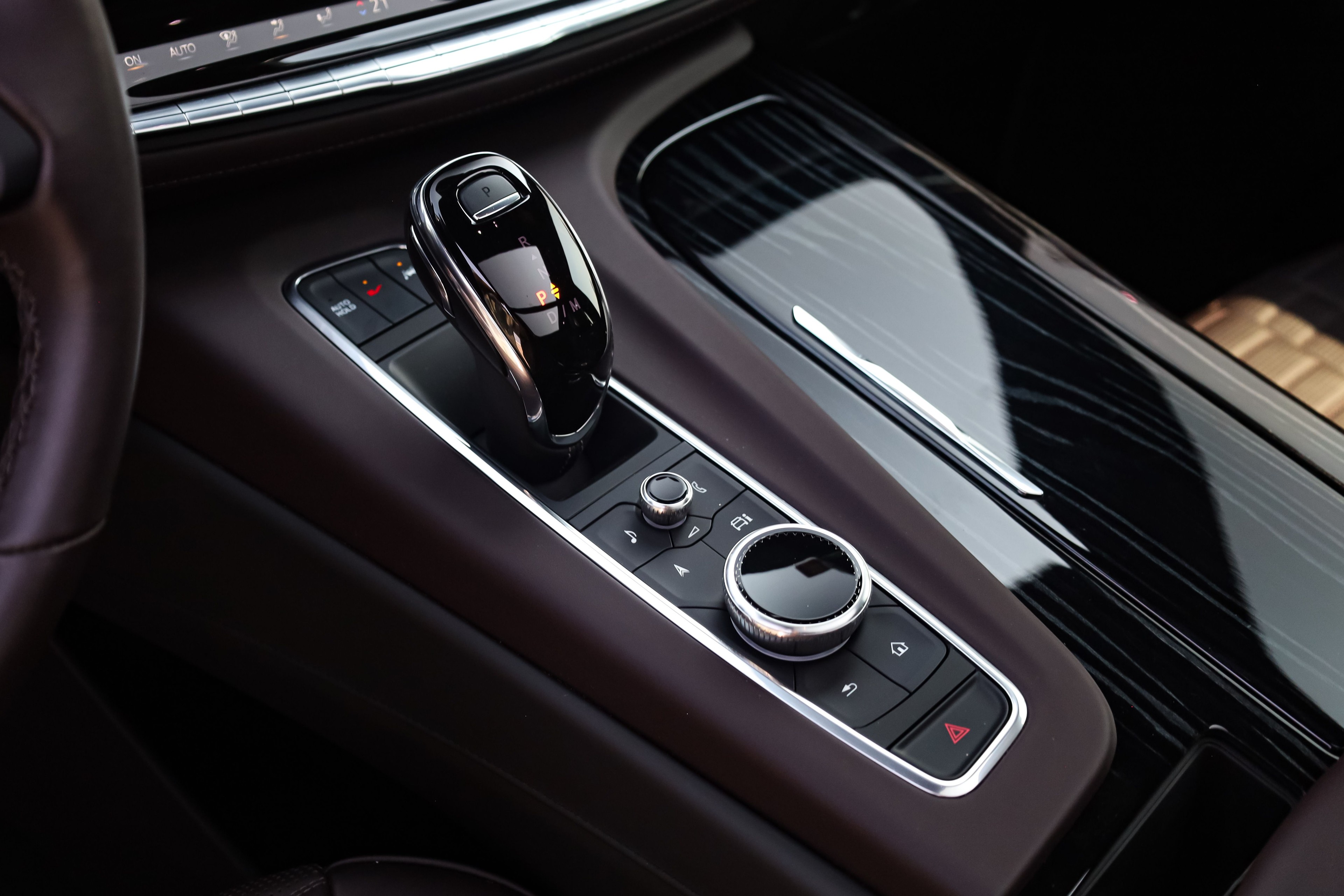 Cadillac Escalade V