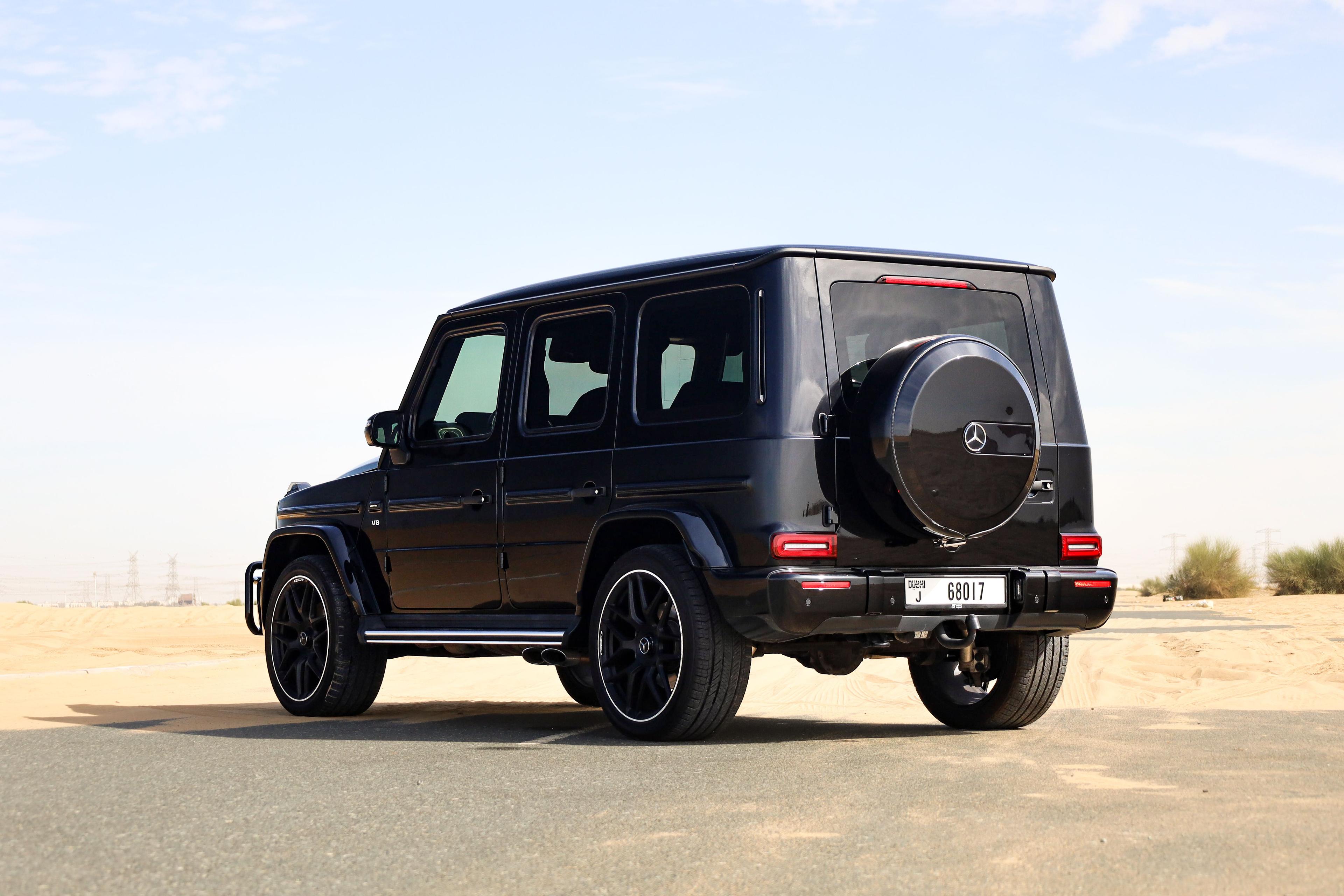 Mercedes G500 (63 AMG kit)