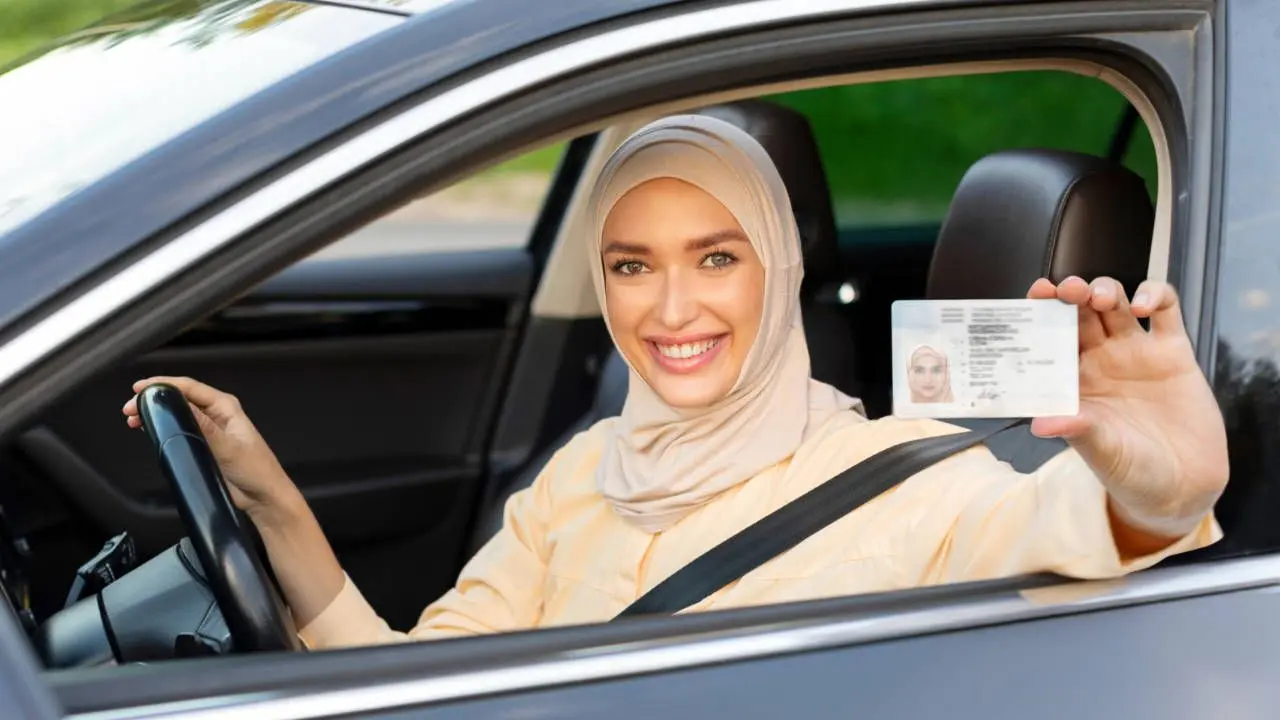 Driving in Dubai: Your Ultimate Guide to Rules, Licenses & Safety
