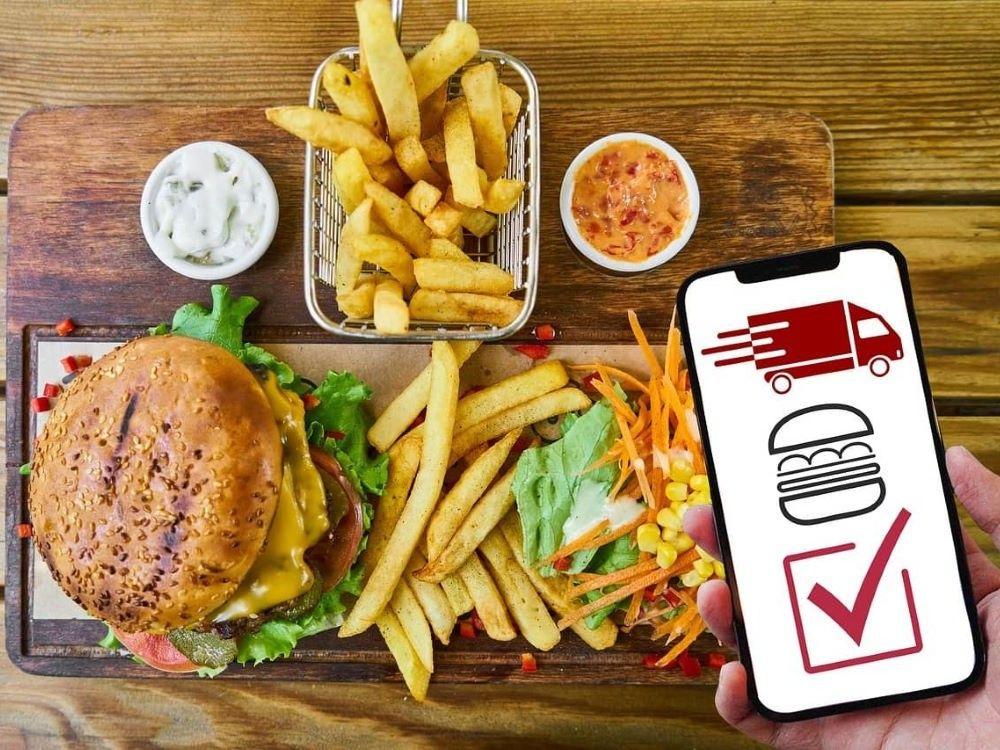 Feeling Hungry? Try Out These Food Delivery Apps in Dubai