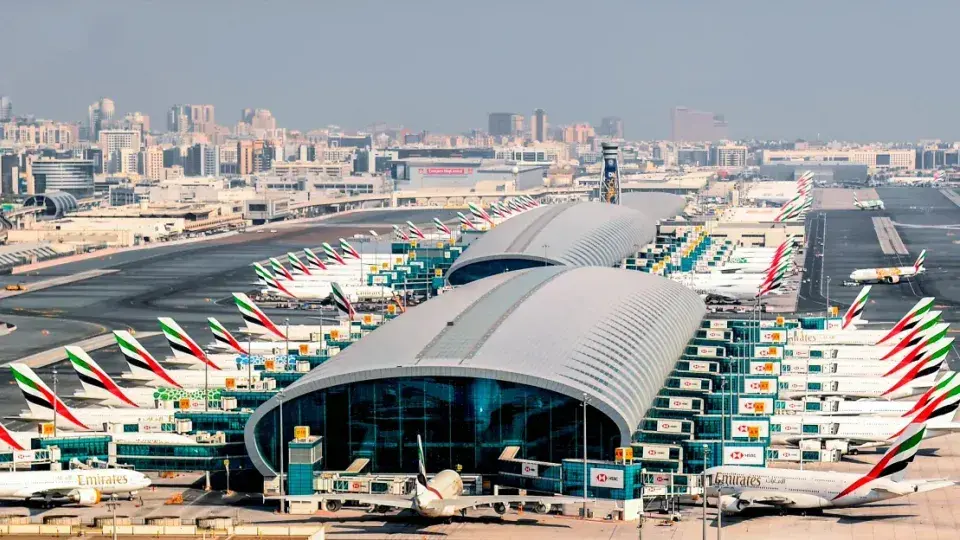Dubai Airport Car Parking Guide - 580x326