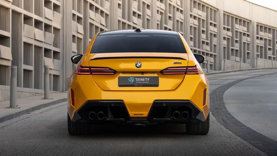 BMW M5 G90
