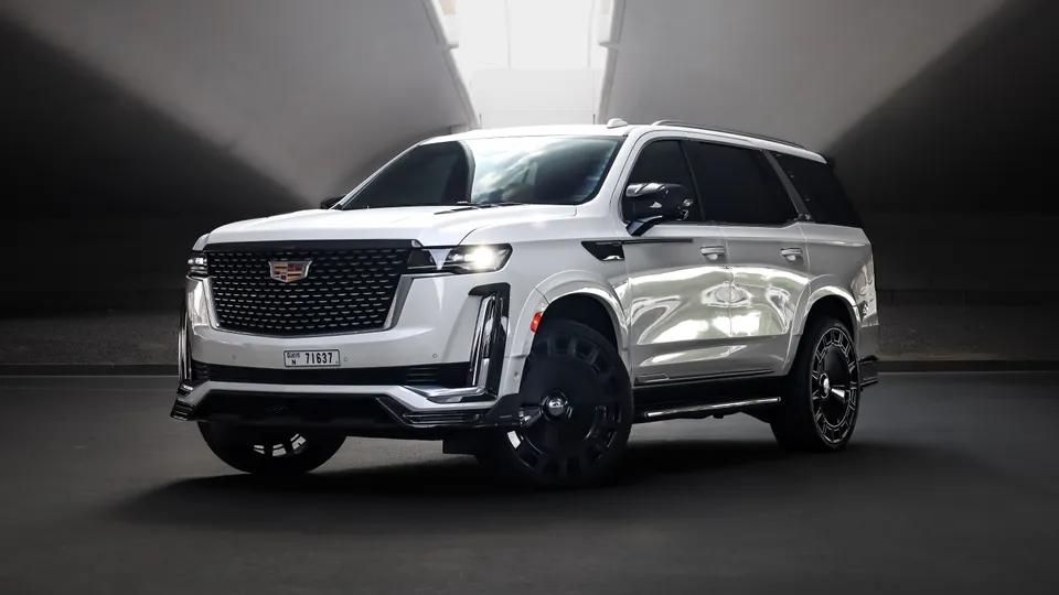 Cadillac Escalade Mansory - 885x460