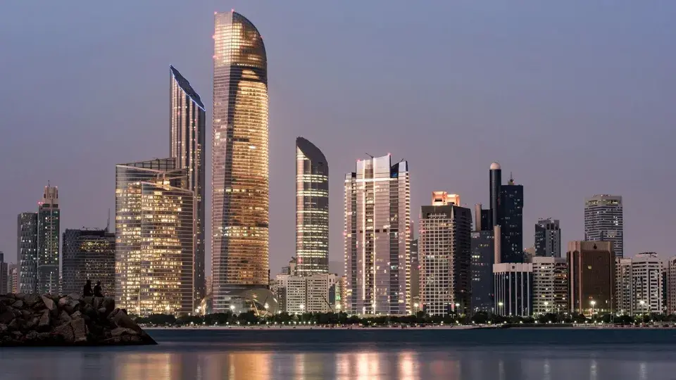 Black Points Abu Dhabi Guide - 580x326