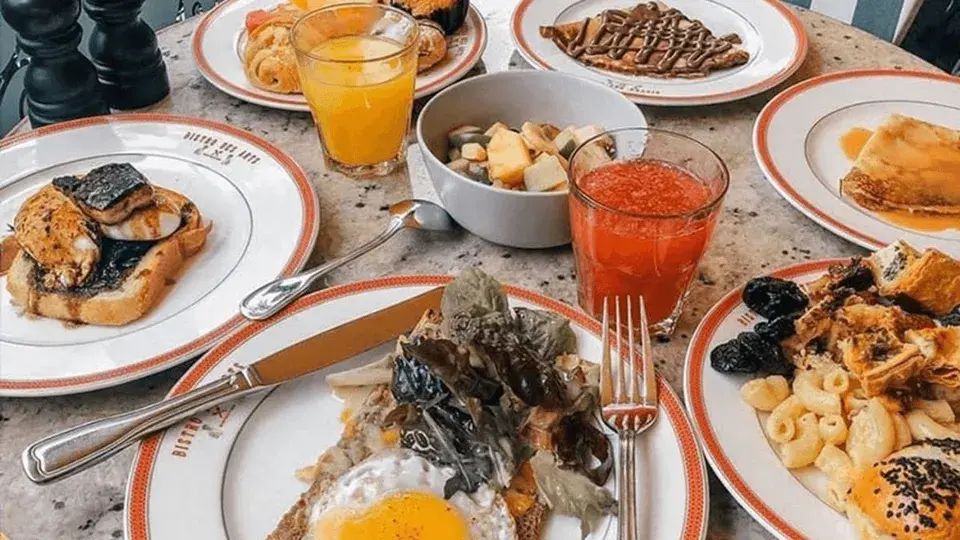 Best Breakfast Places in Dubai - 580x326