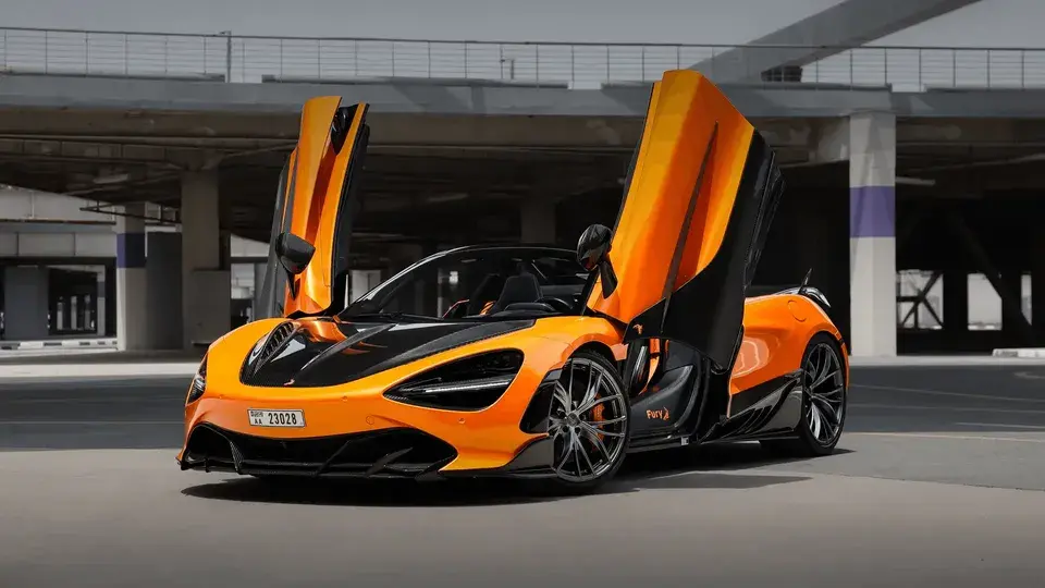 Самые популярные автомобили класса люкс в Дубае - 580x326