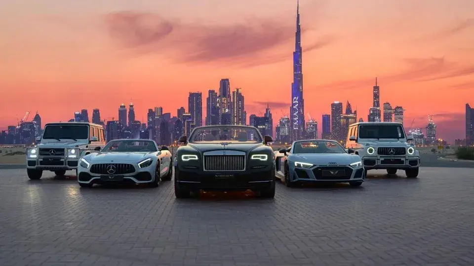Top 10 Luxury Cars to Rent in Dubai 2025-26: Prices, Reviews & Booking - 580x326