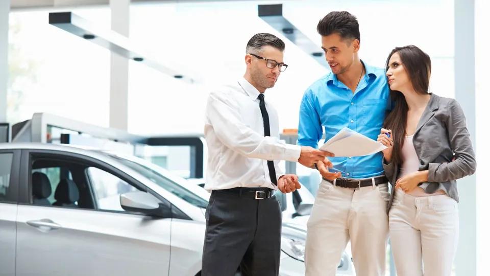 How to Rent a Car in Dubai Without Credit Card - 580x326
