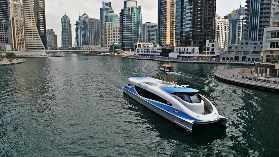 Dubai Water Taxi Guide - 580x326