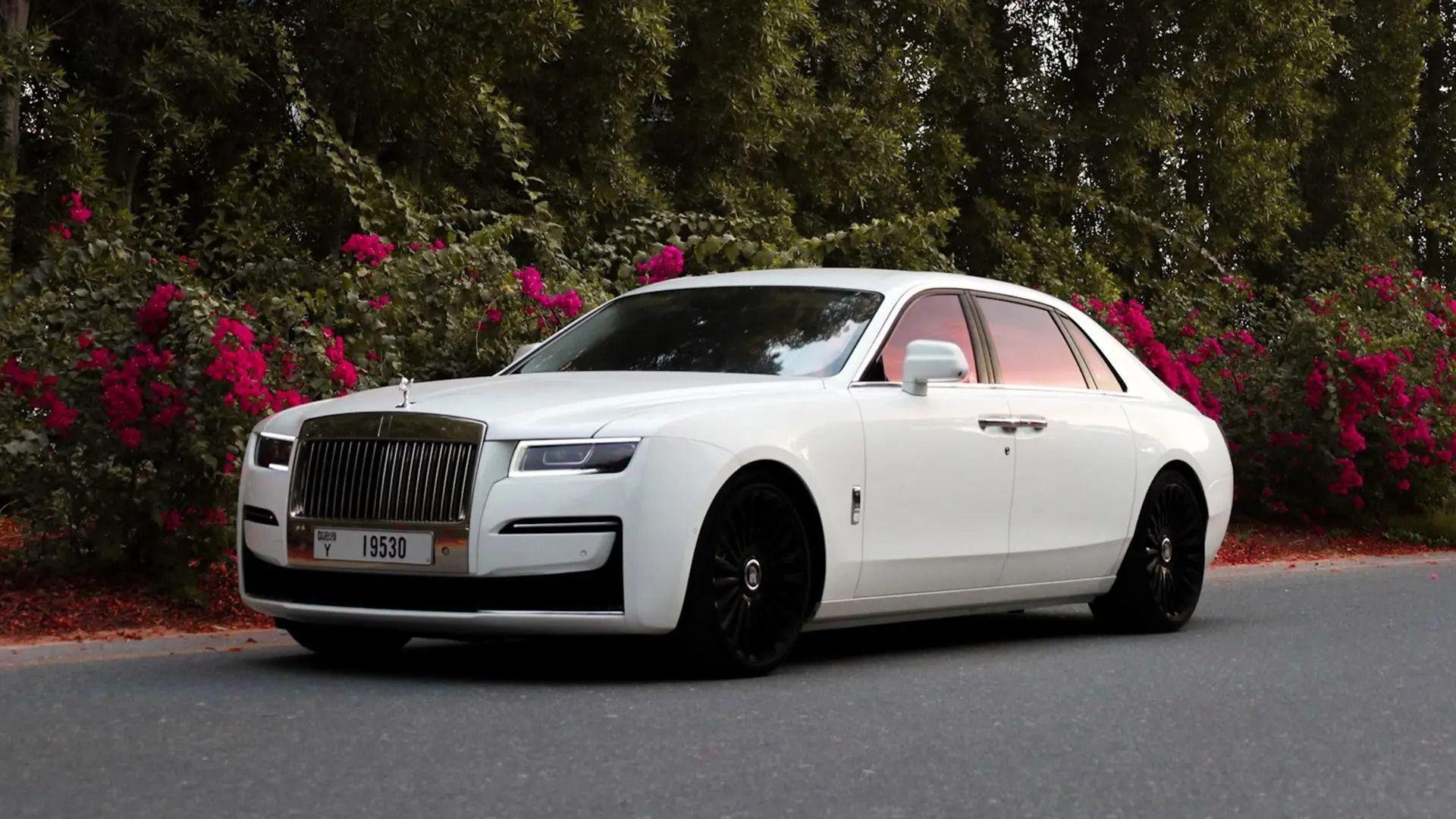 Review of Rolls-Royce Ghost Rental in Dubai