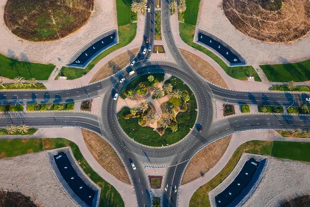 Roundabout Rules in the UAE: A Complete Guide to 2, 3 & 4 Lane Circles